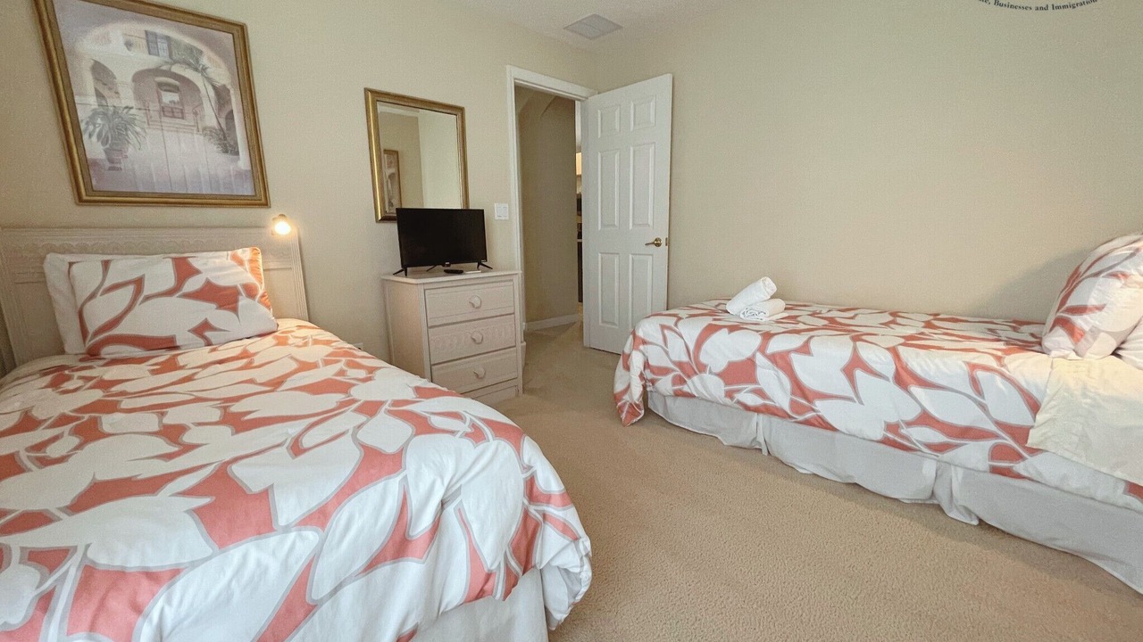 Photo of Bedroom in Orange Tree