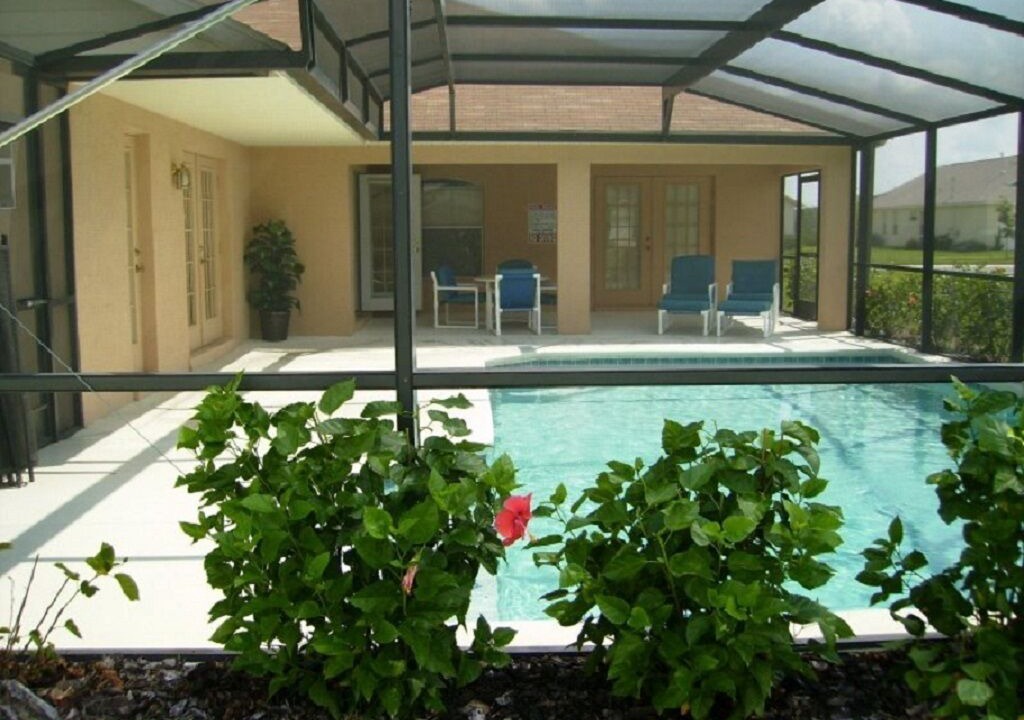 Photo of Outdoor in Orange Tree