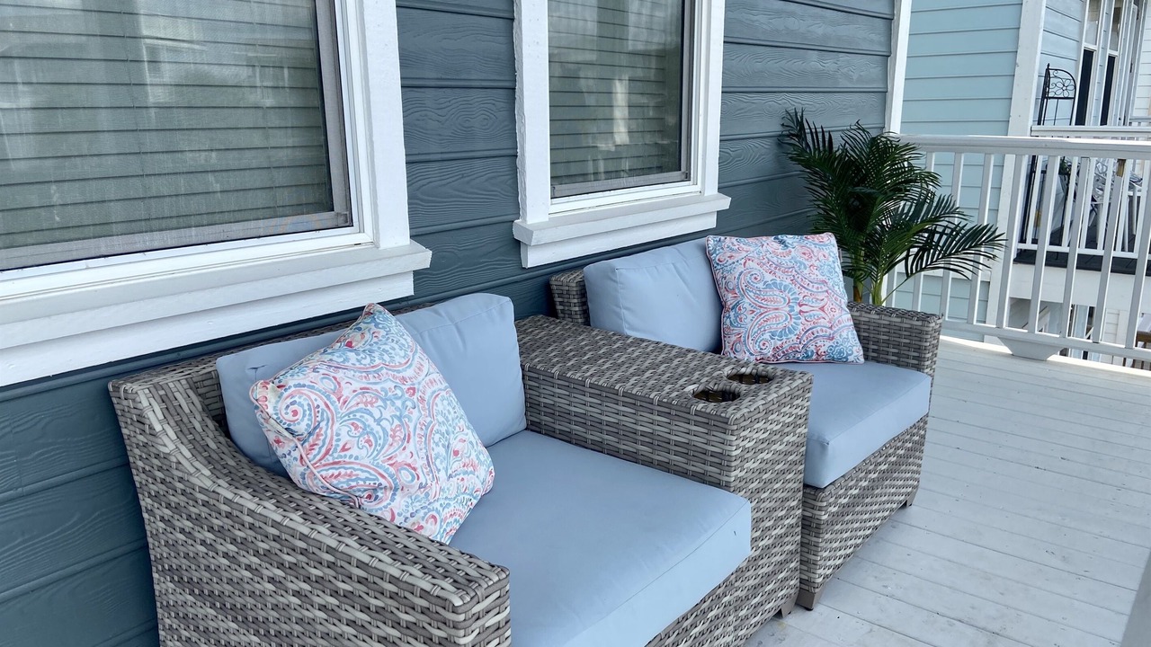 Photo of Patio Balcony in Waterside Village