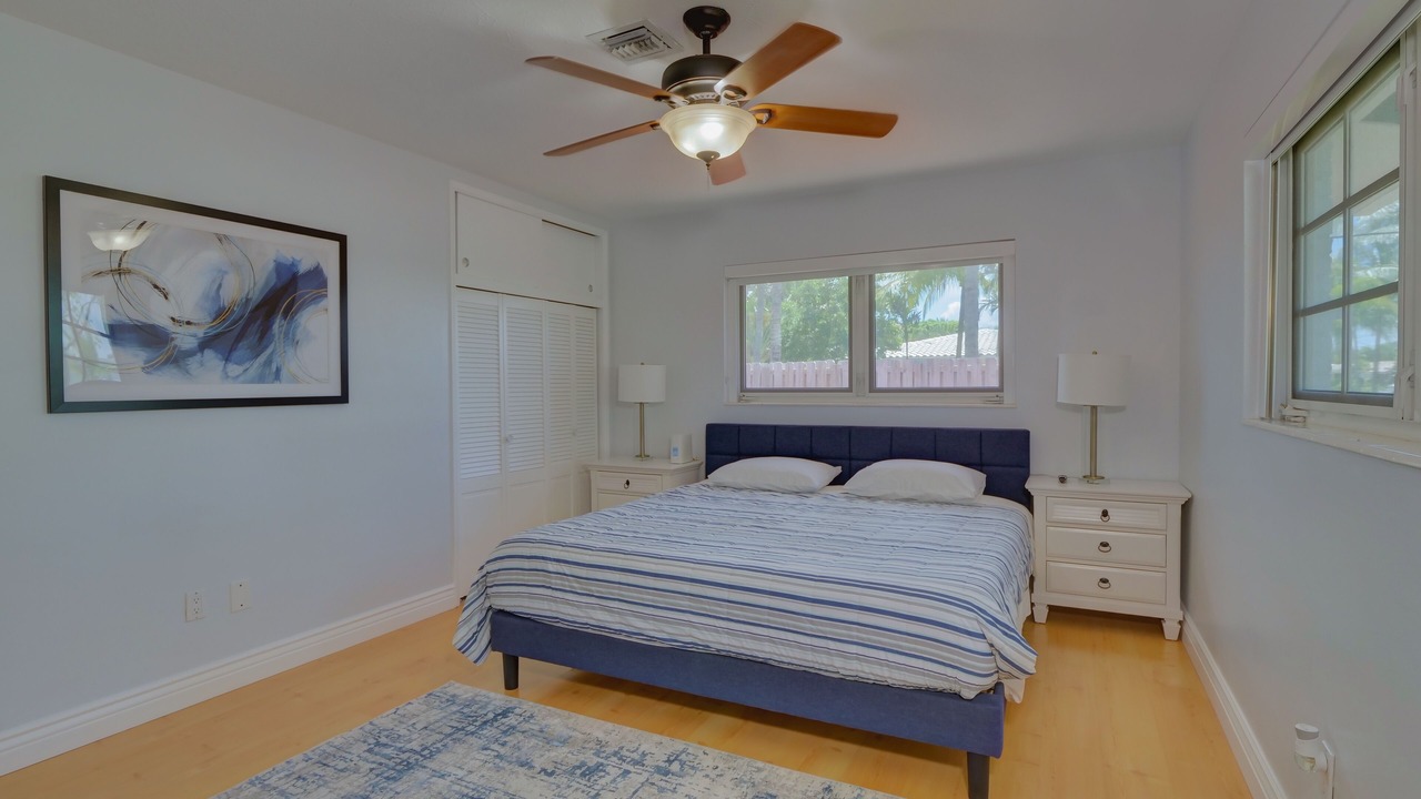Photo of Bedroom in Garden Isles