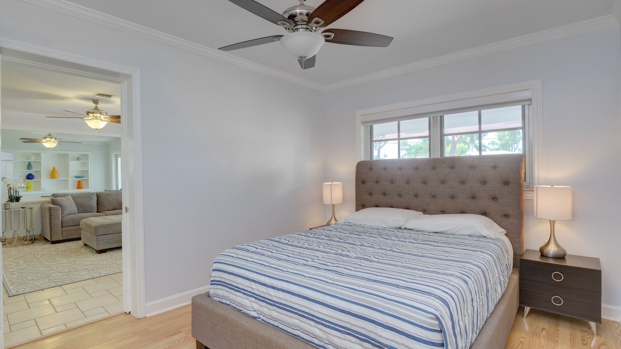 Photo of Bedroom in Garden Isles