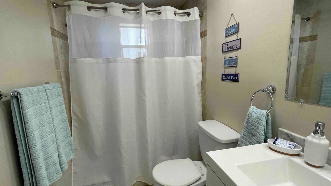 Photo of Bathroom in Lauderdale-by-the-Sea