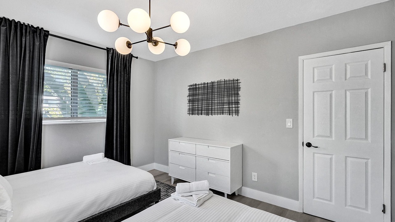 Photo of Bedroom in West Avenue