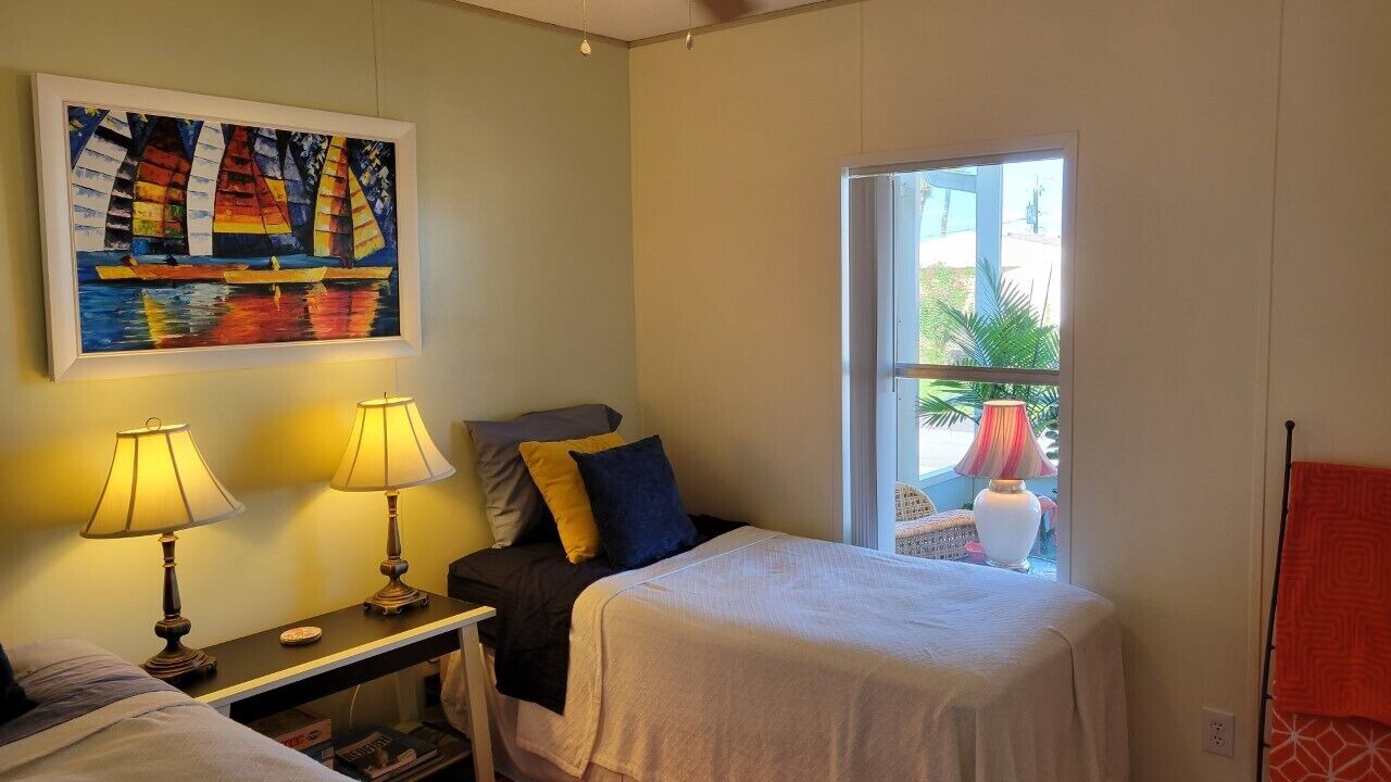 Photo of Bedroom in Edgewater