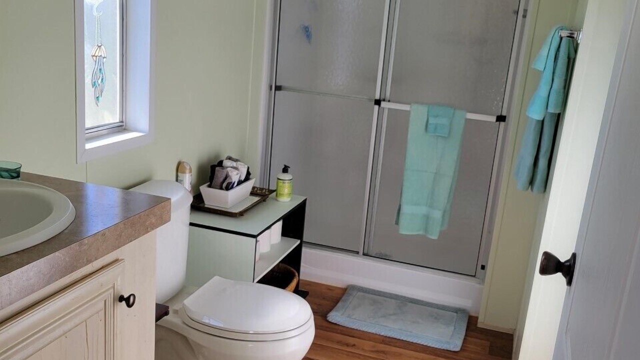 Photo of Bathroom in Edgewater