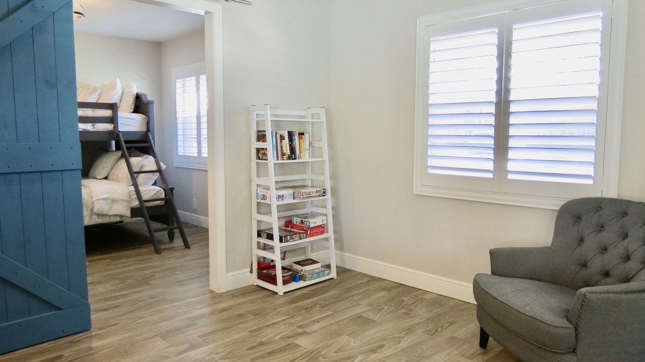Photo of Bedroom in Bay Crest Park