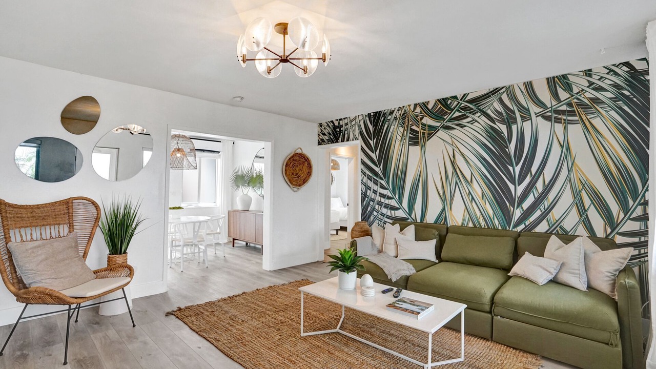 Photo of Livingroom in West Avenue