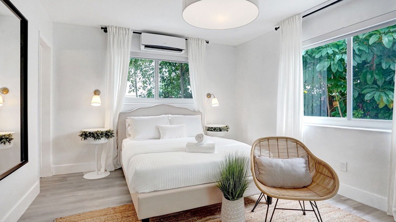 Photo of Bedroom in West Avenue