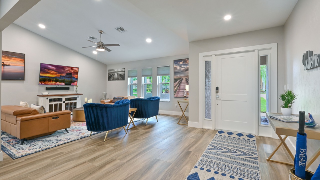 Photo of Livingroom in Kings Lake