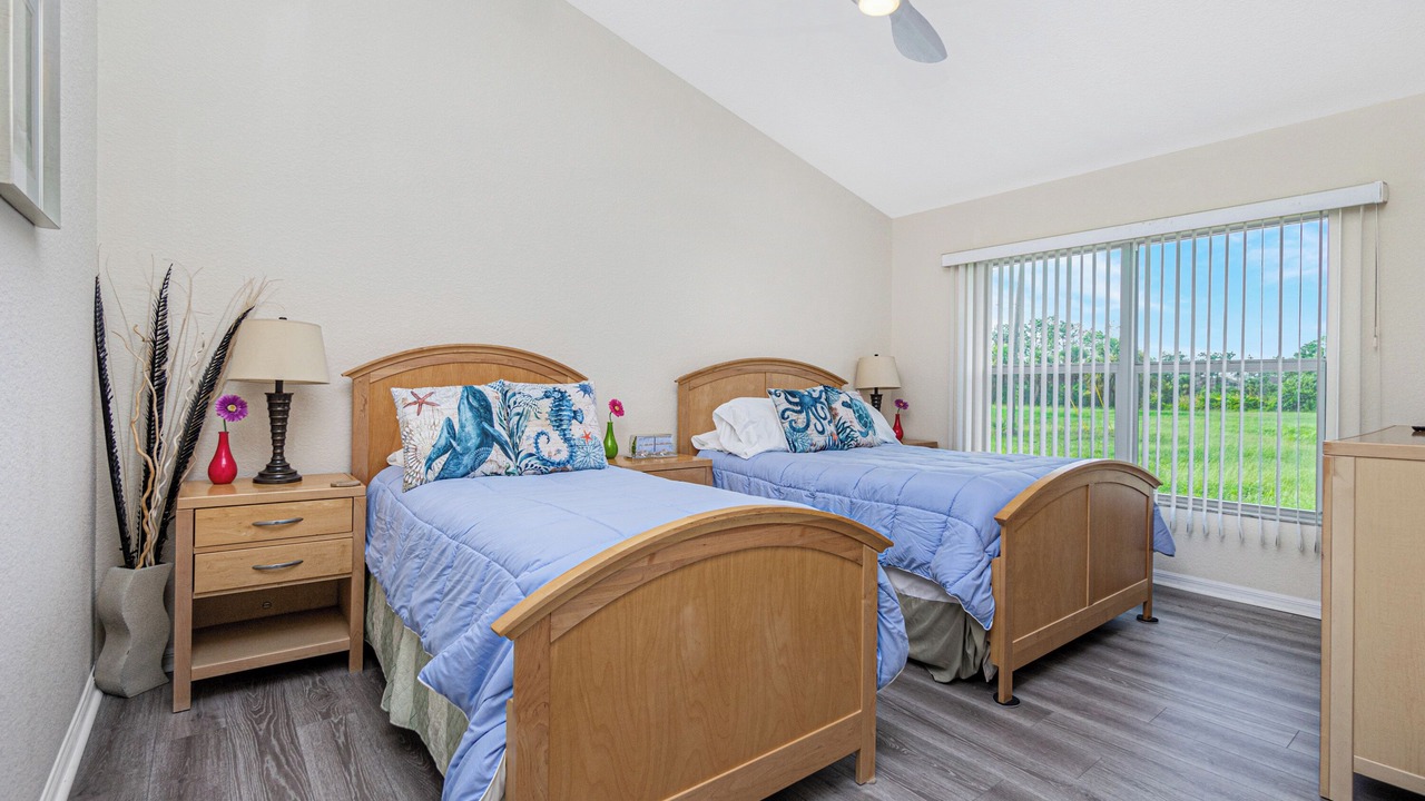 Photo of Bedroom in Pine Valley