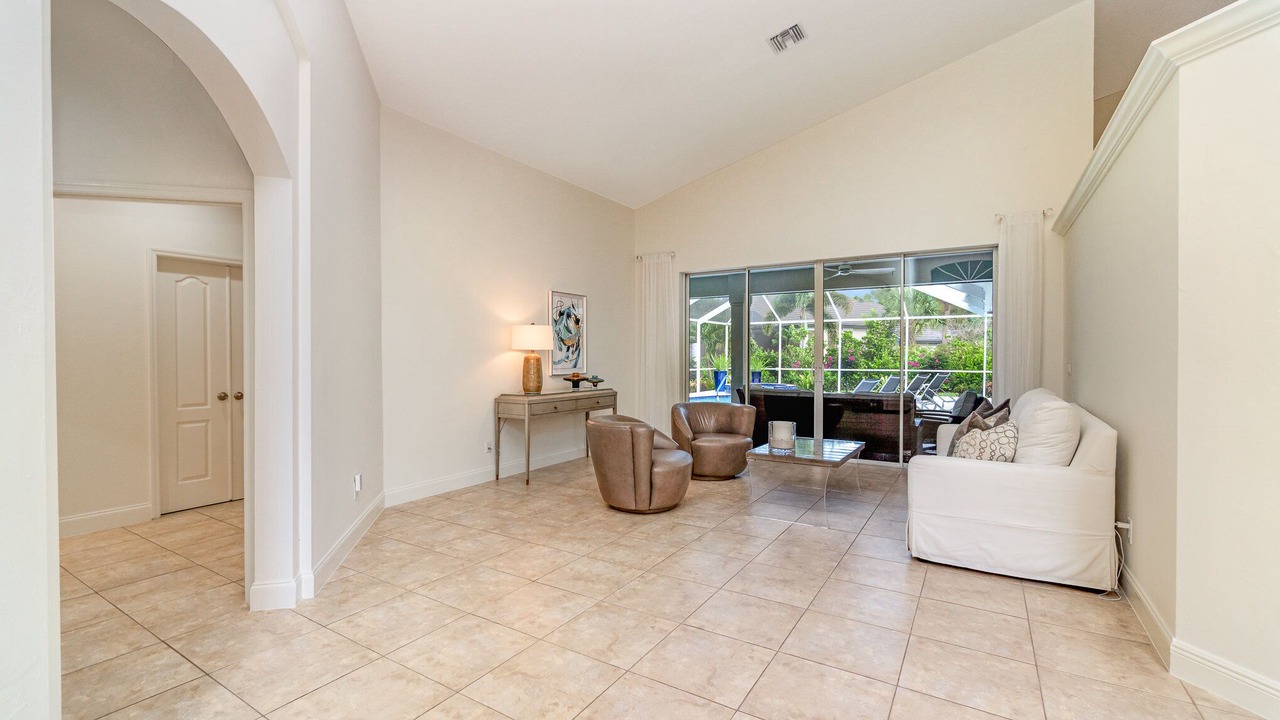 Photo of Livingroom in Bonita Bay