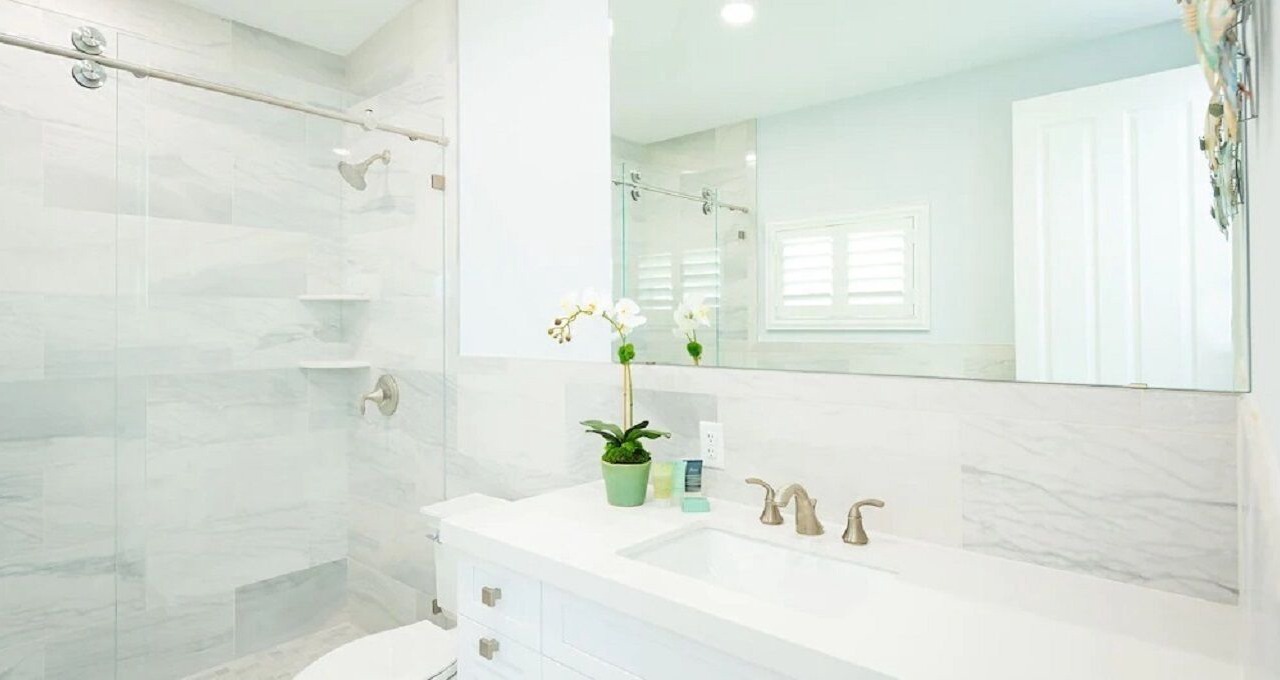 Photo of Bathroom in Islamorada