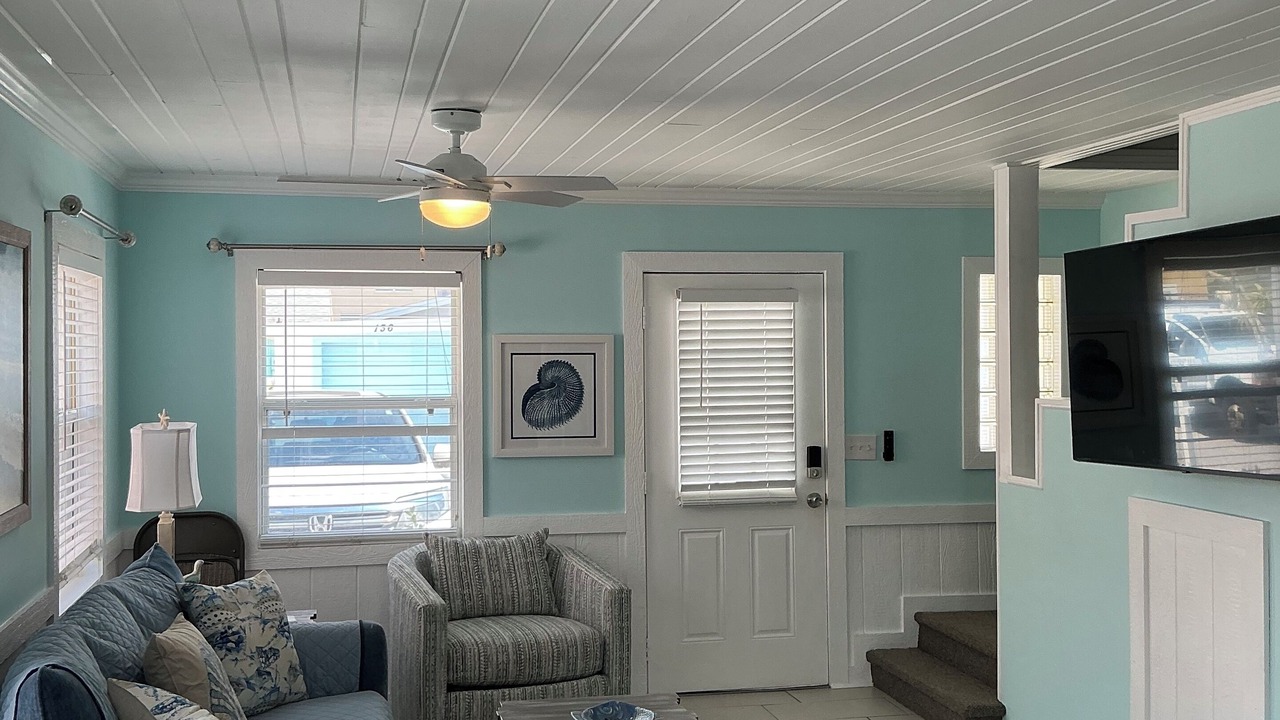 Photo of Livingroom in Redington Shores