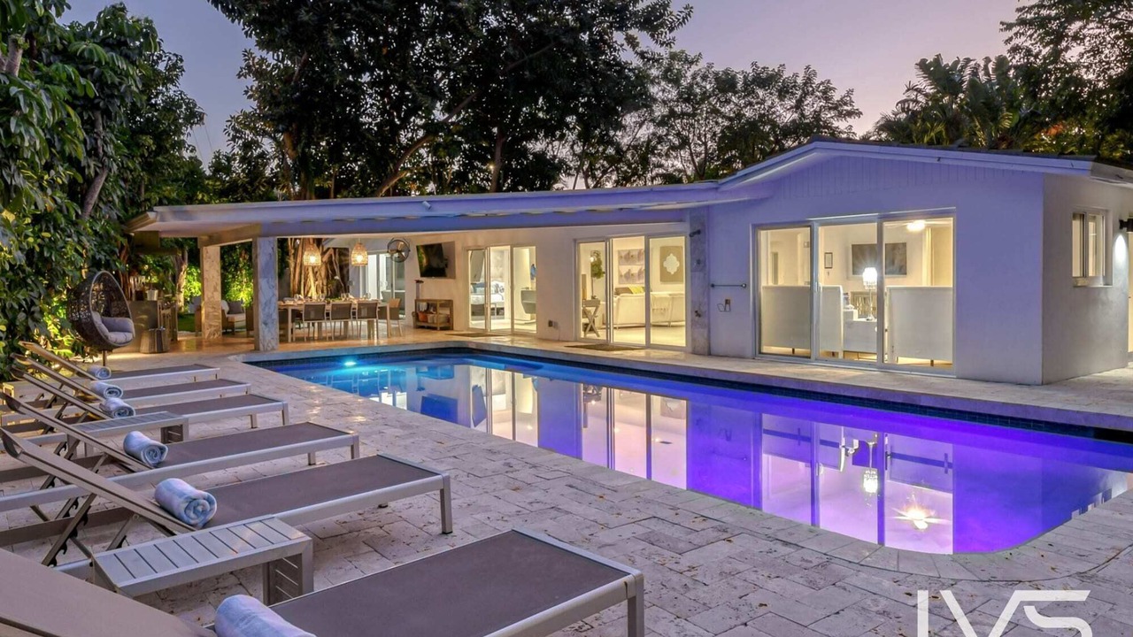 Photo of Outdoor in Barrier Island