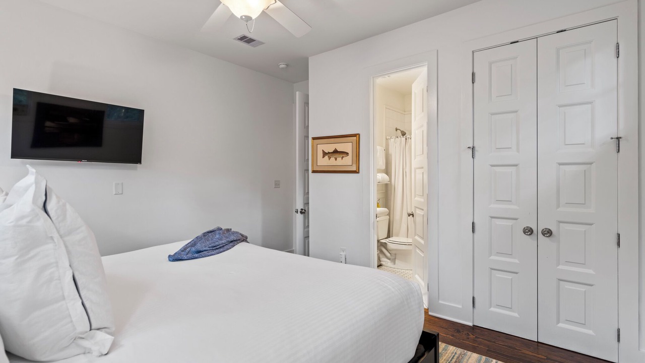 Photo of Bedroom in Cottage District