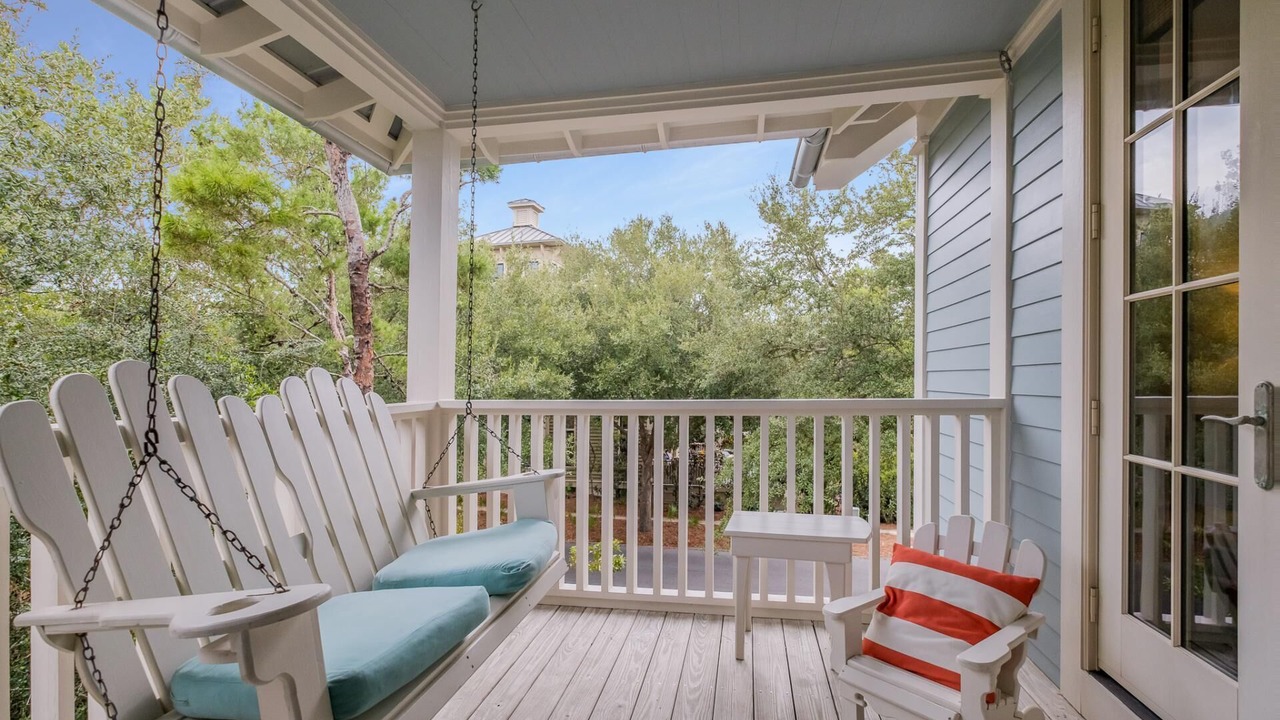 Photo of Patio Balcony in Cottage District