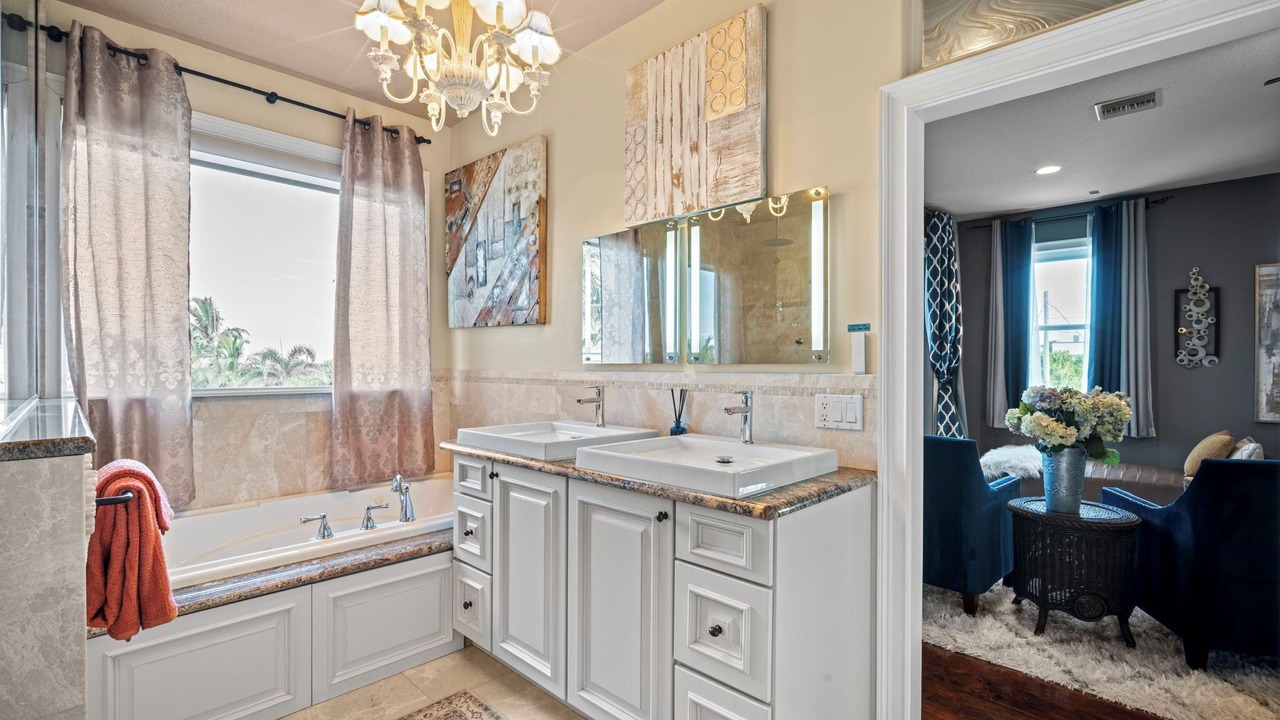 Photo of Bathroom in Crescent Beach