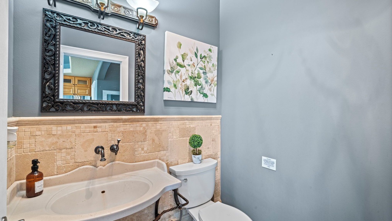 Photo of Bathroom in Crescent Beach