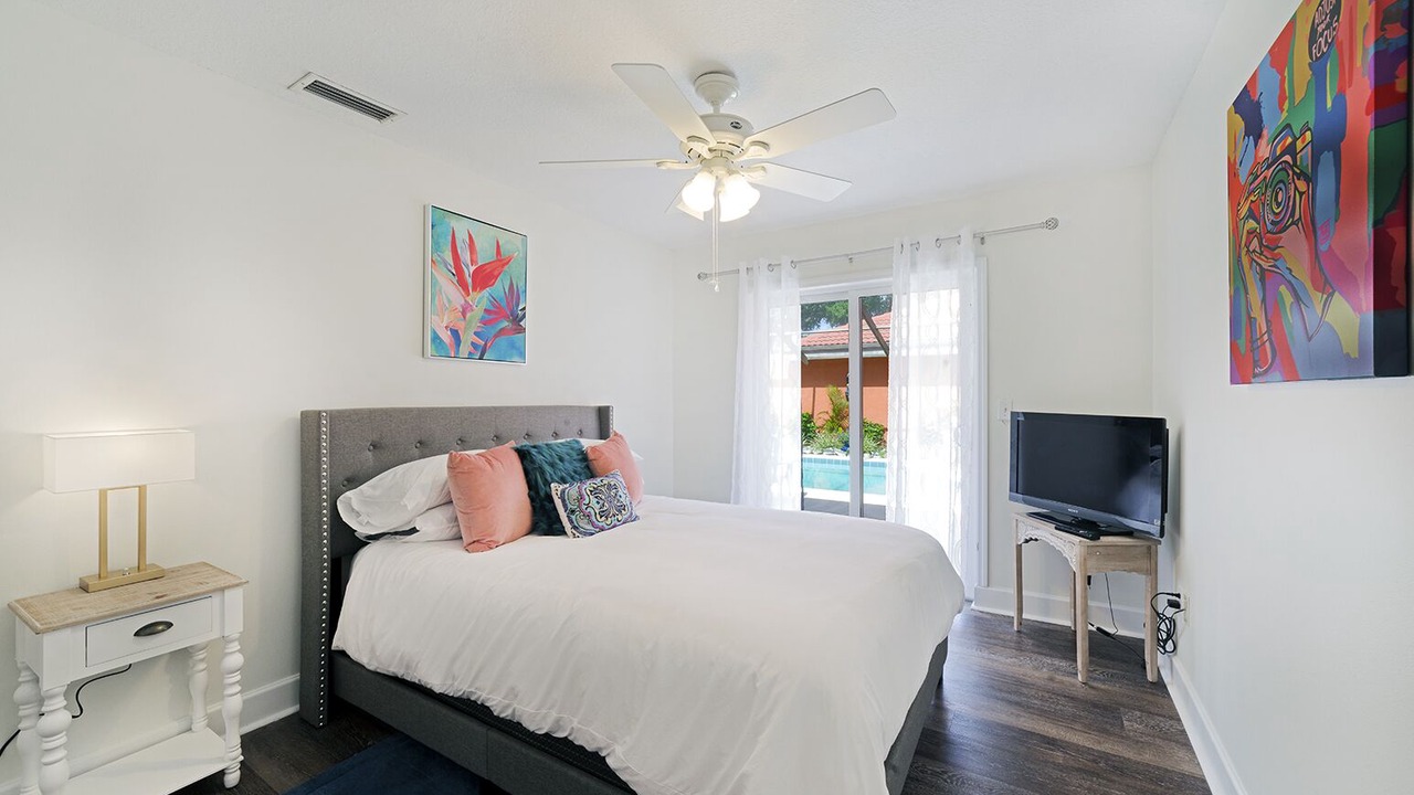 Photo of Bedroom in Rosemont