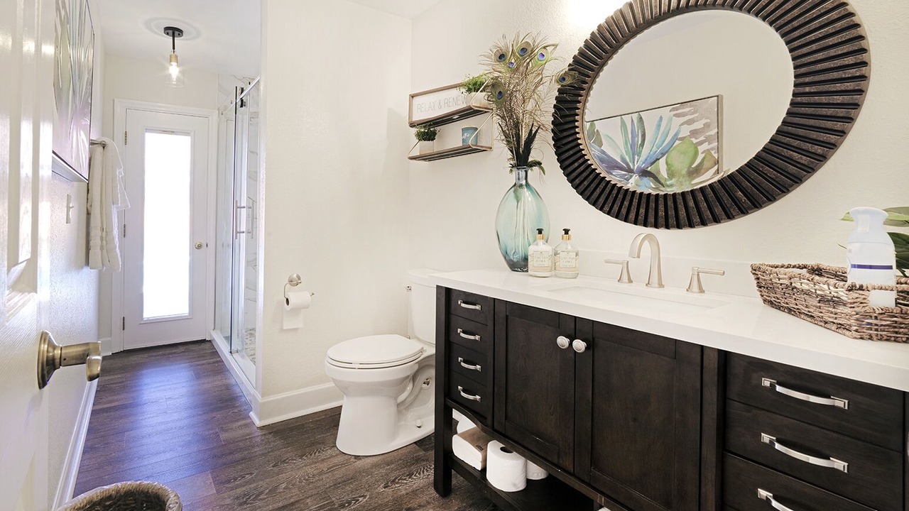 Photo of Bathroom in Rosemont