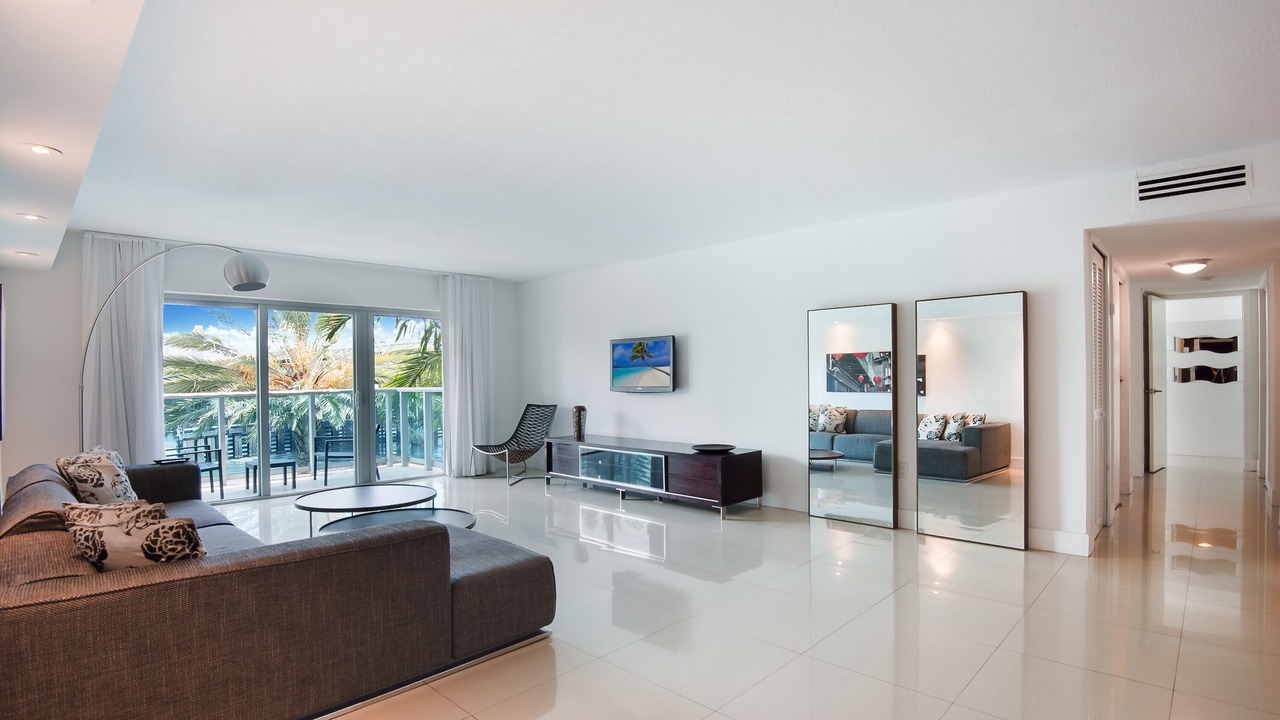 Photo of Livingroom in Bal Harbour