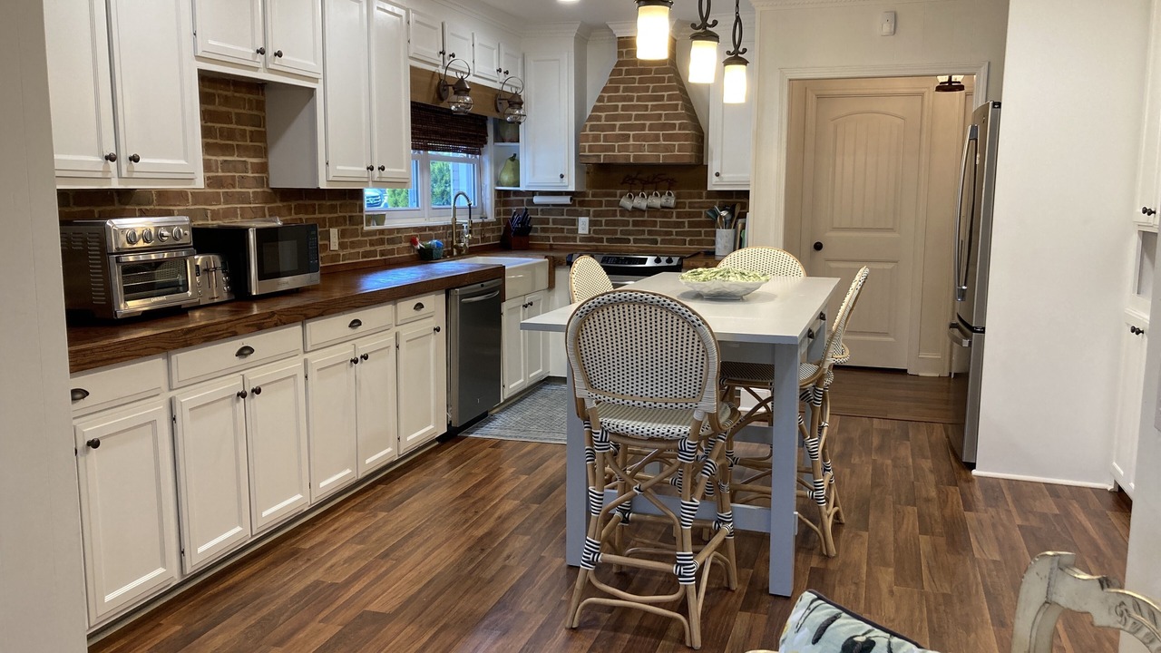 Photo of Kitchen in Lake Murray of Richland