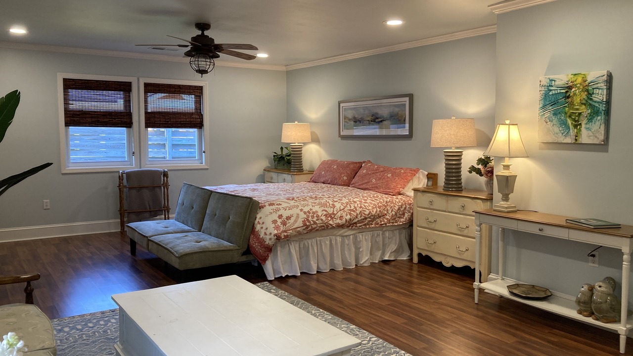Photo of Bedroom in Lake Murray of Richland