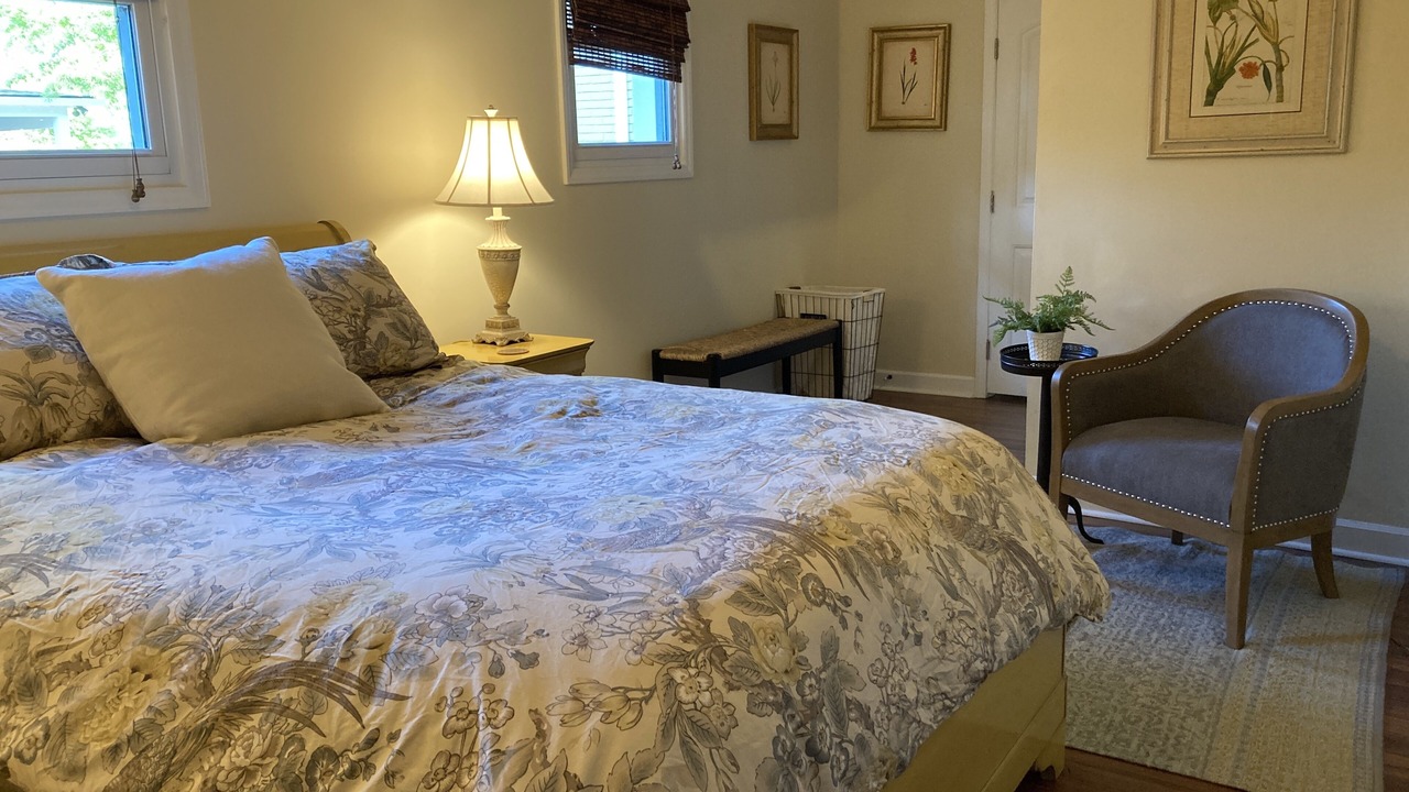 Photo of Bedroom in Lake Murray of Richland