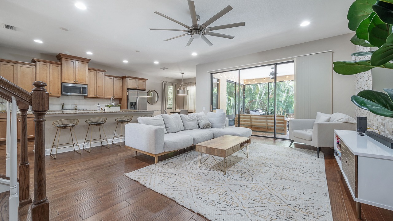 Photo of Livingroom in South Pinellas Community Council