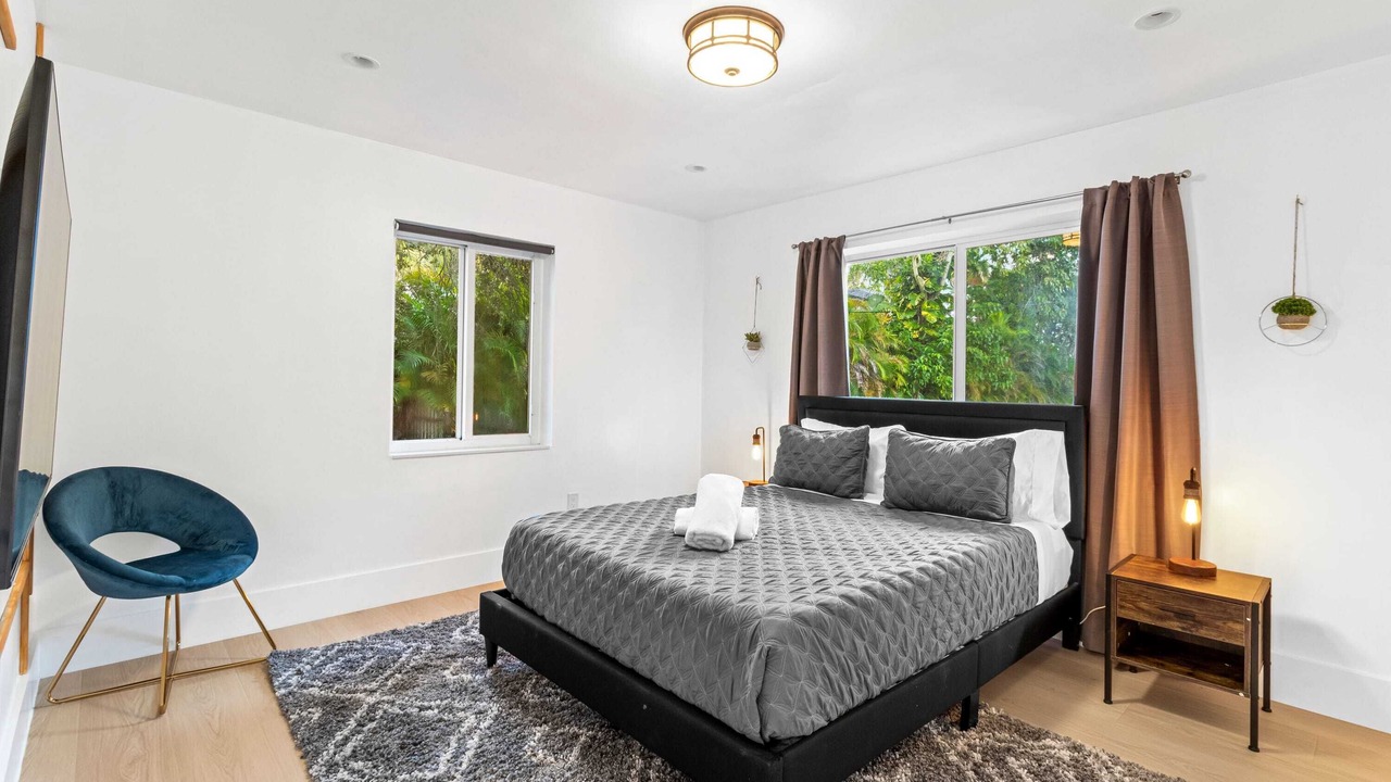 Photo of Bedroom in El Portal