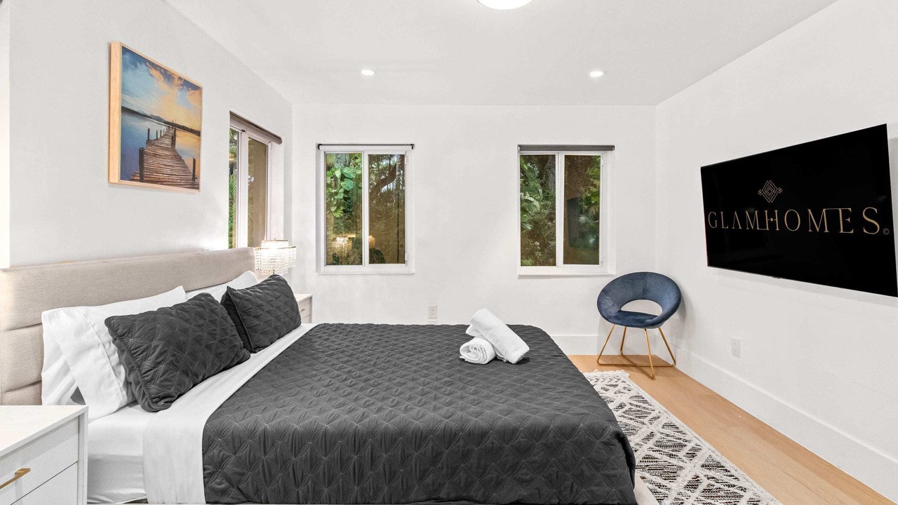 Photo of Bedroom in El Portal
