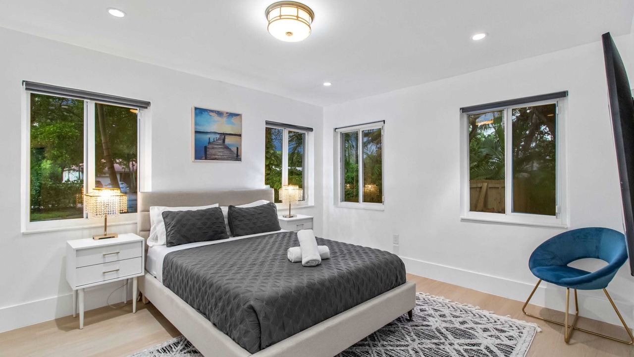 Photo of Bedroom in El Portal