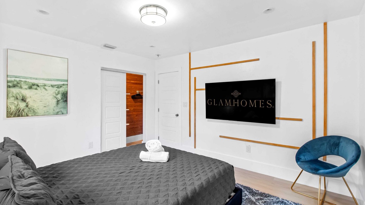 Photo of Bedroom in El Portal