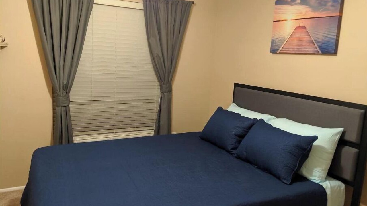 Photo of Bedroom in University