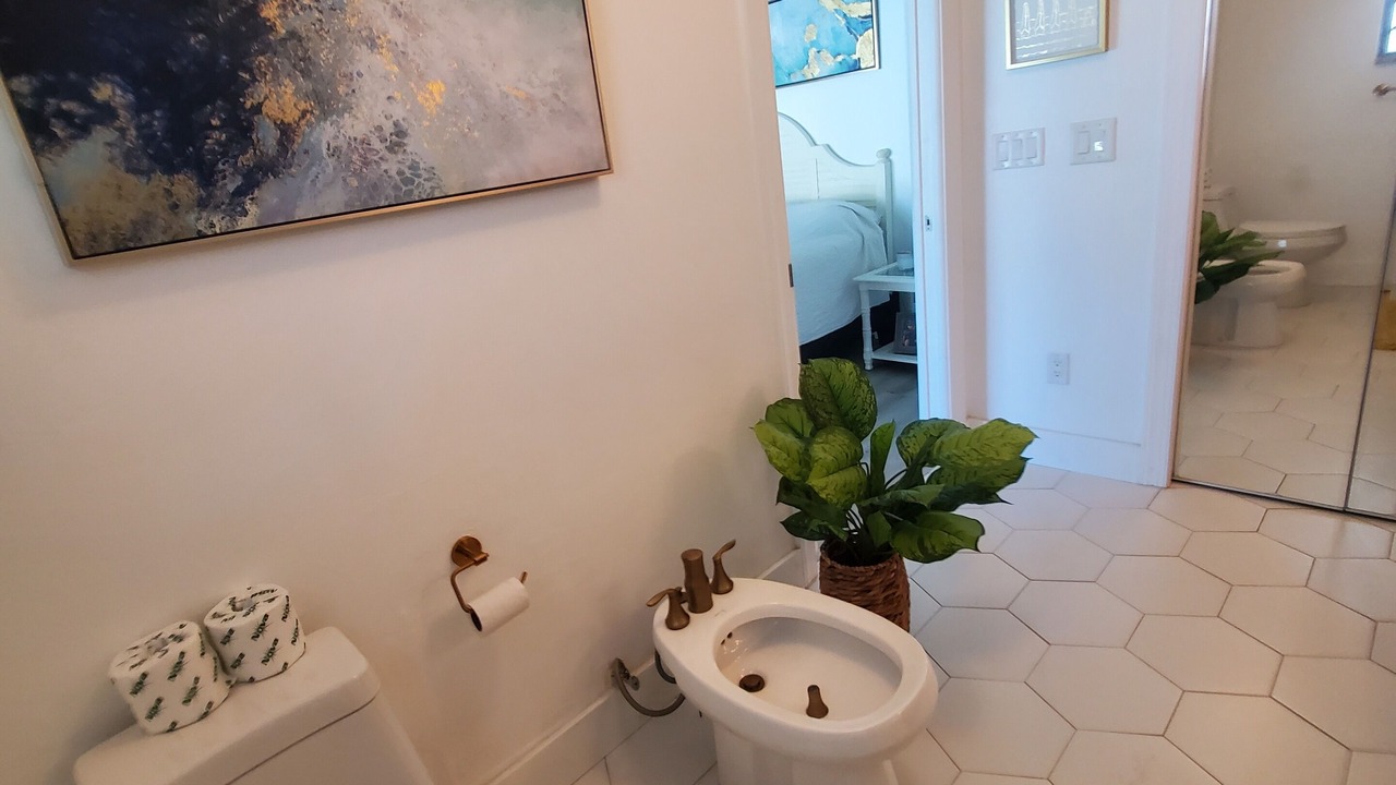 Photo of Bathroom in Yacht Club