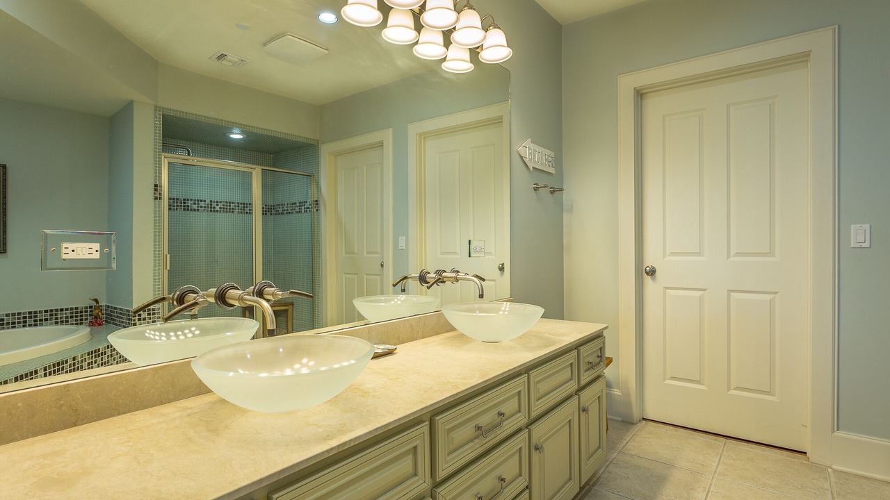 Photo of Bathroom in East End