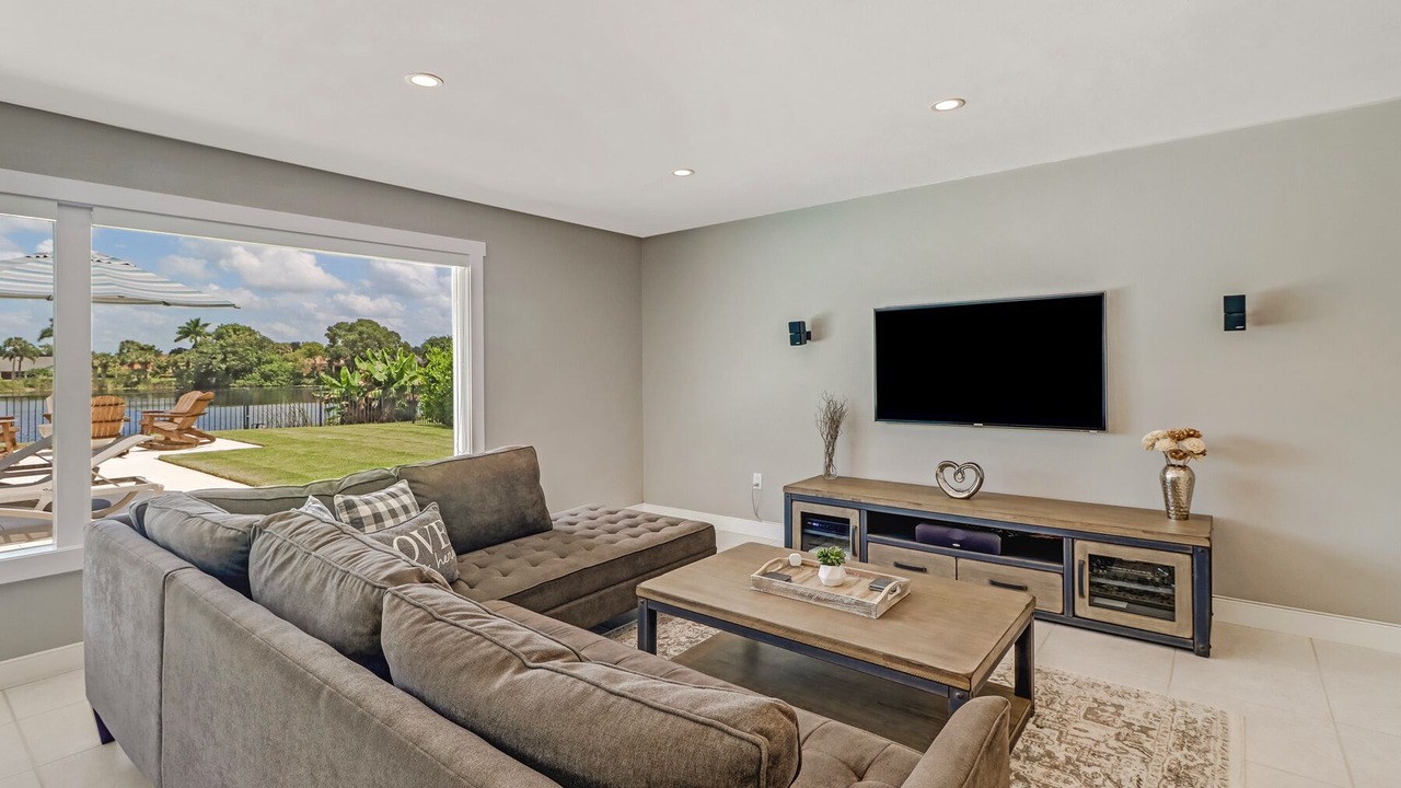 Photo of Bedroom in Palm River Estates