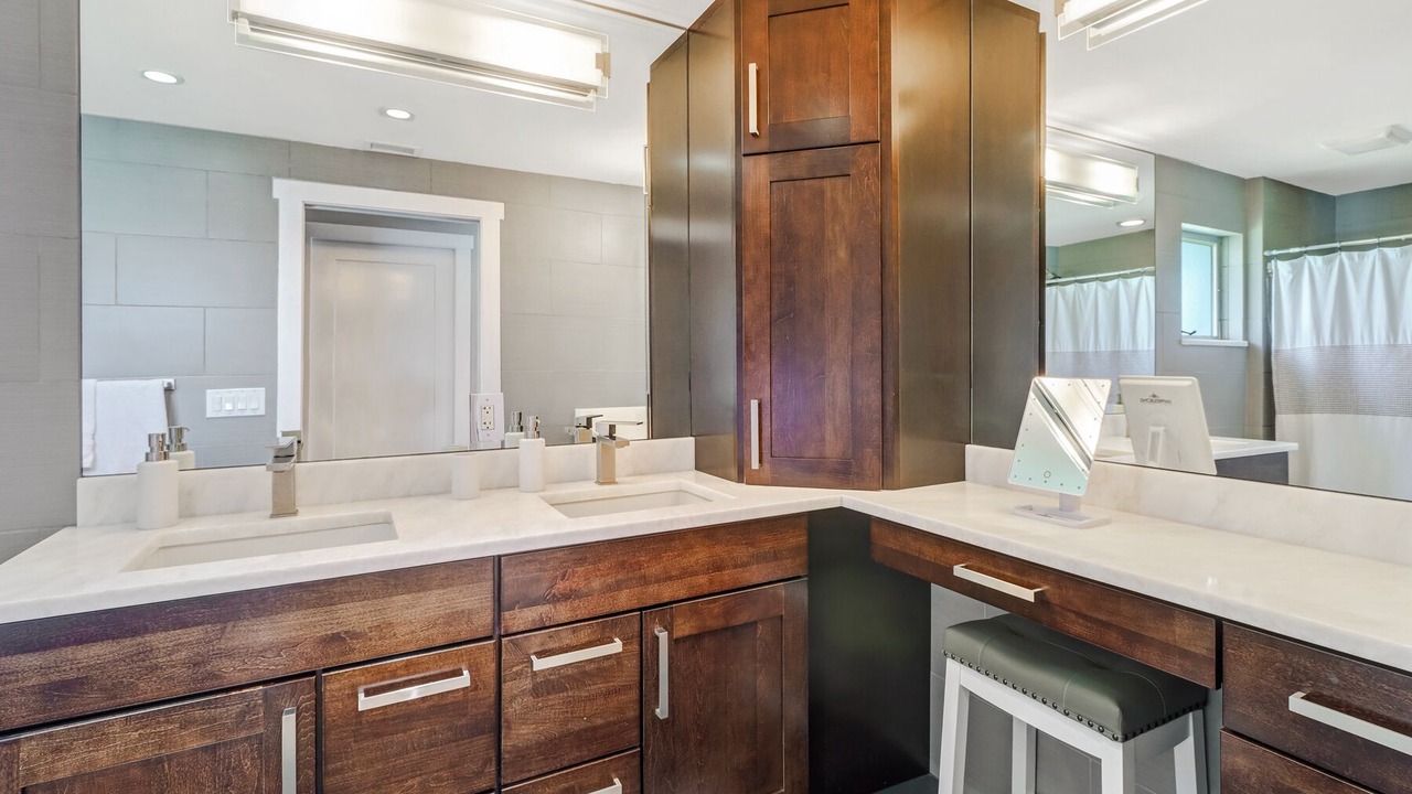 Photo of Bathroom in Palm River Estates