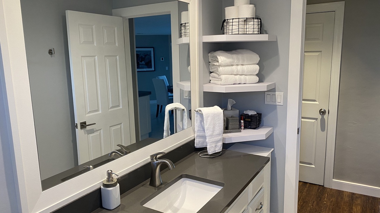 Photo of Bathroom in Palm River Estates