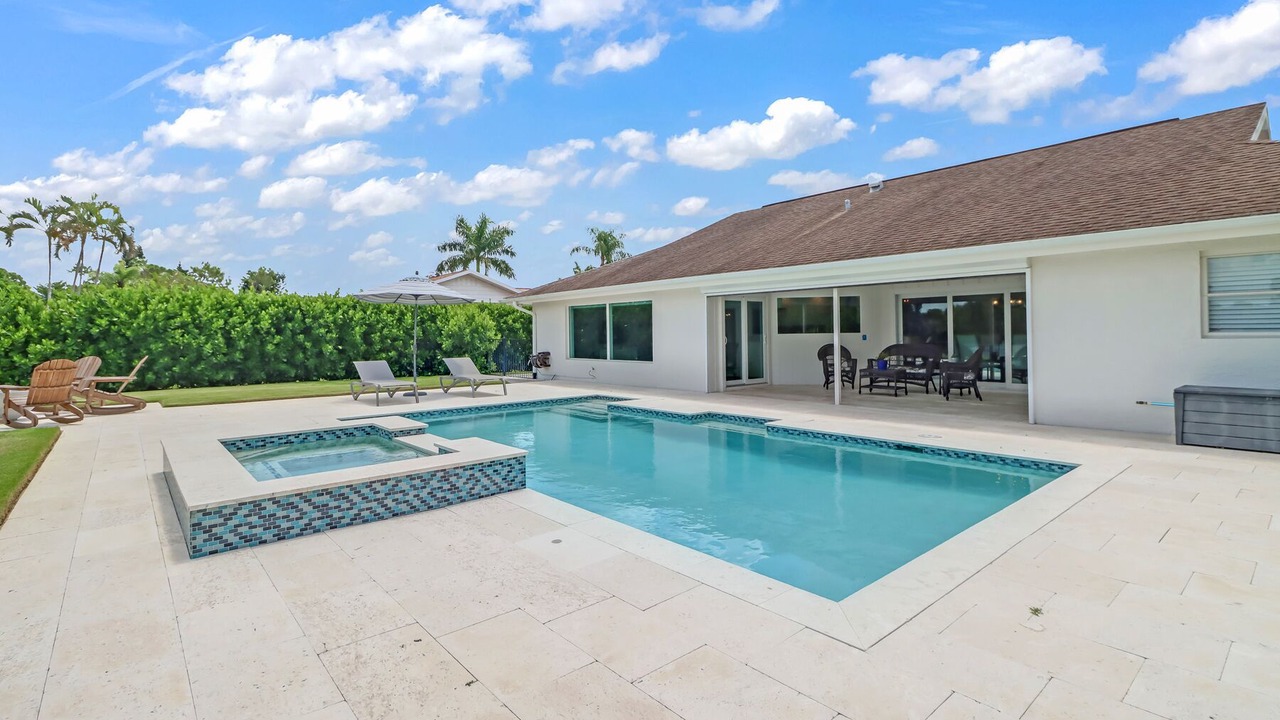 Photo of Outdoor in Palm River Estates