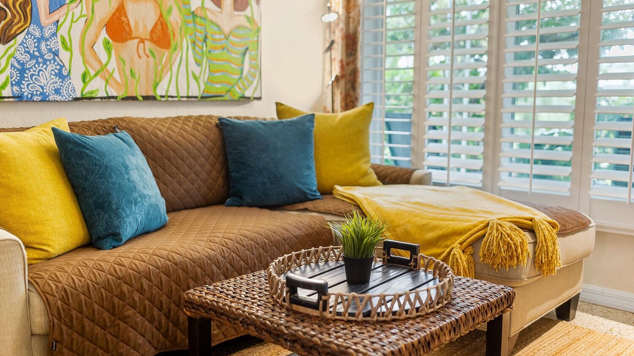 Photo of Livingroom in North Andrews Gardens