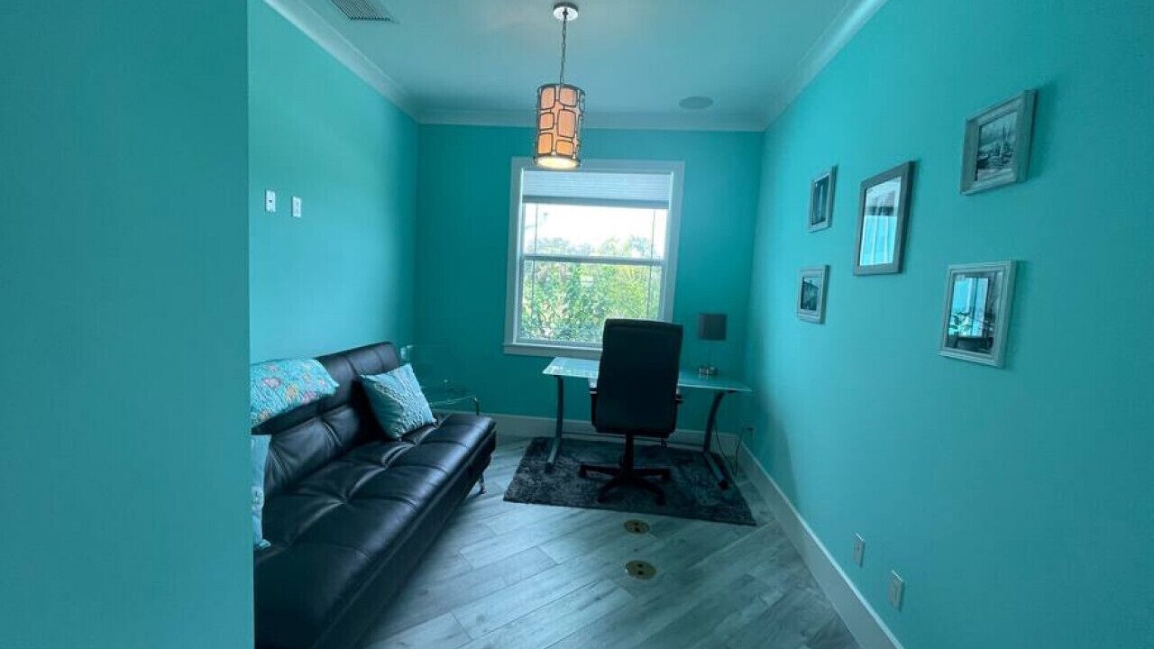 Photo of Livingroom in South Gulf Cove