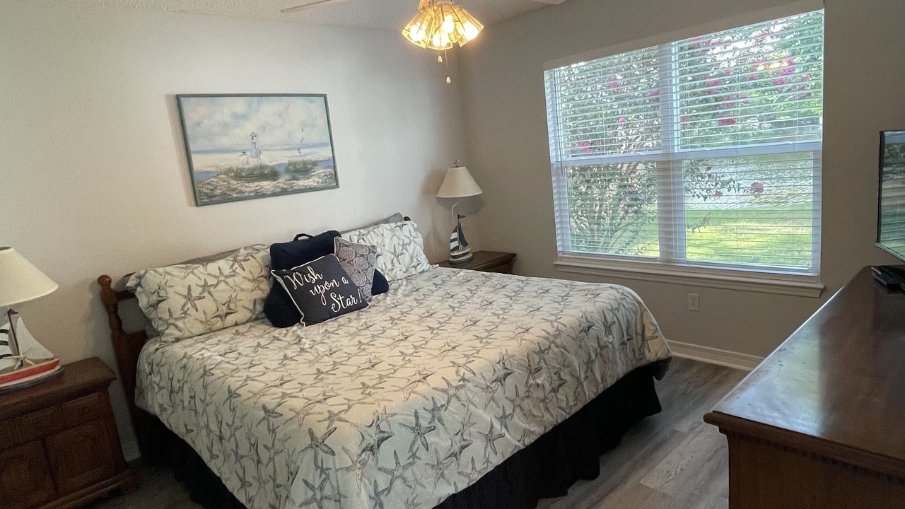 Photo of Bedroom in Gulf Breeze
