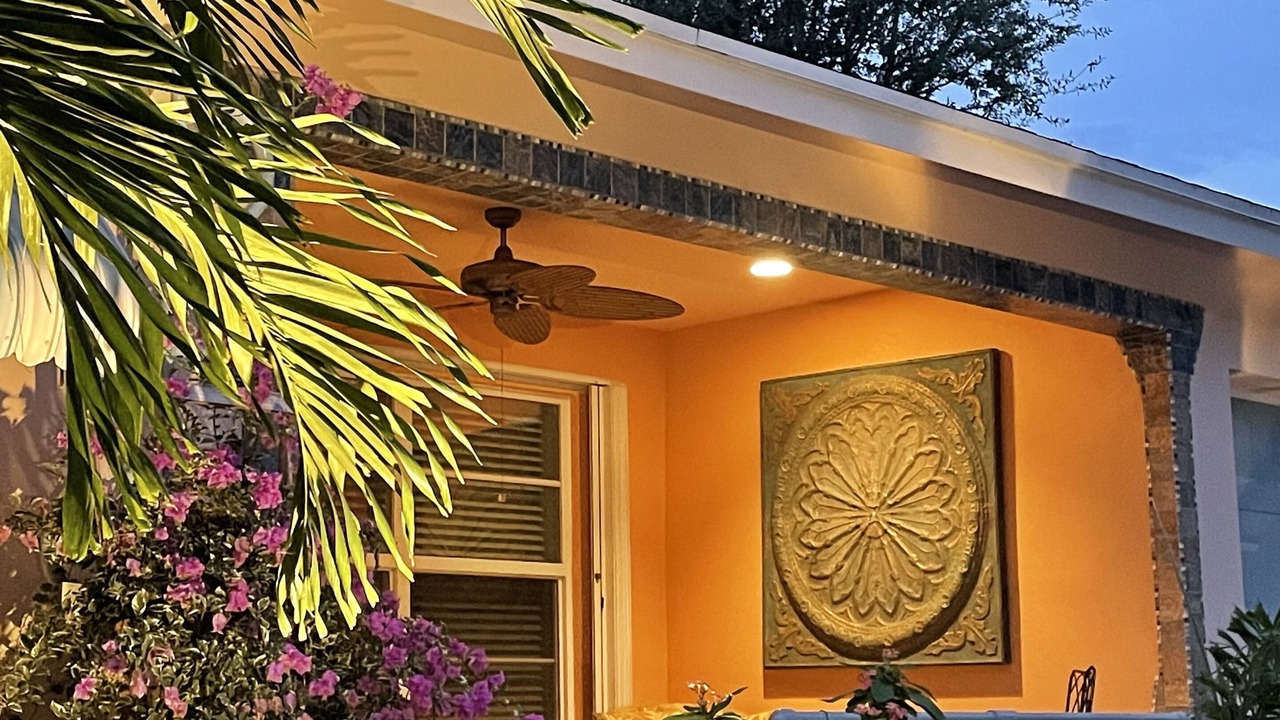 Photo of Outdoor in Parrot Cove