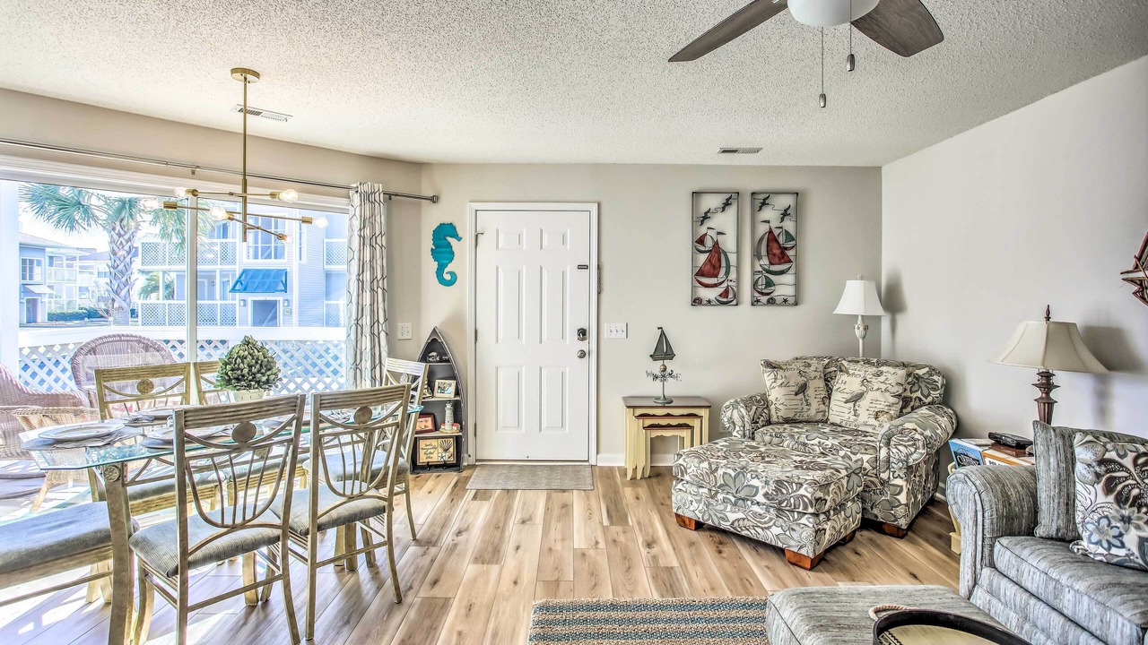 Photo of Bedroom in Cherry Grove Beach