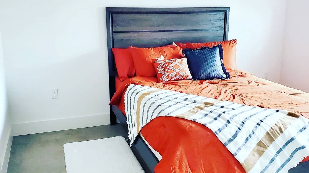 Photo of Bedroom in Midtown