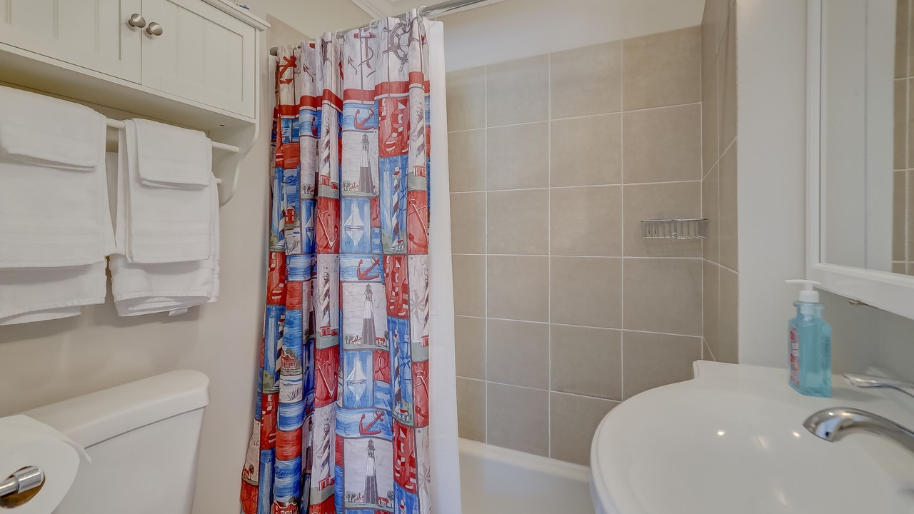 Photo of Bathroom in Oakland Park