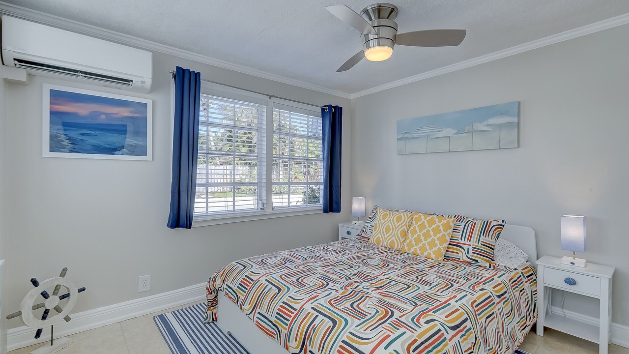 Photo of Bedroom in Oakland Park