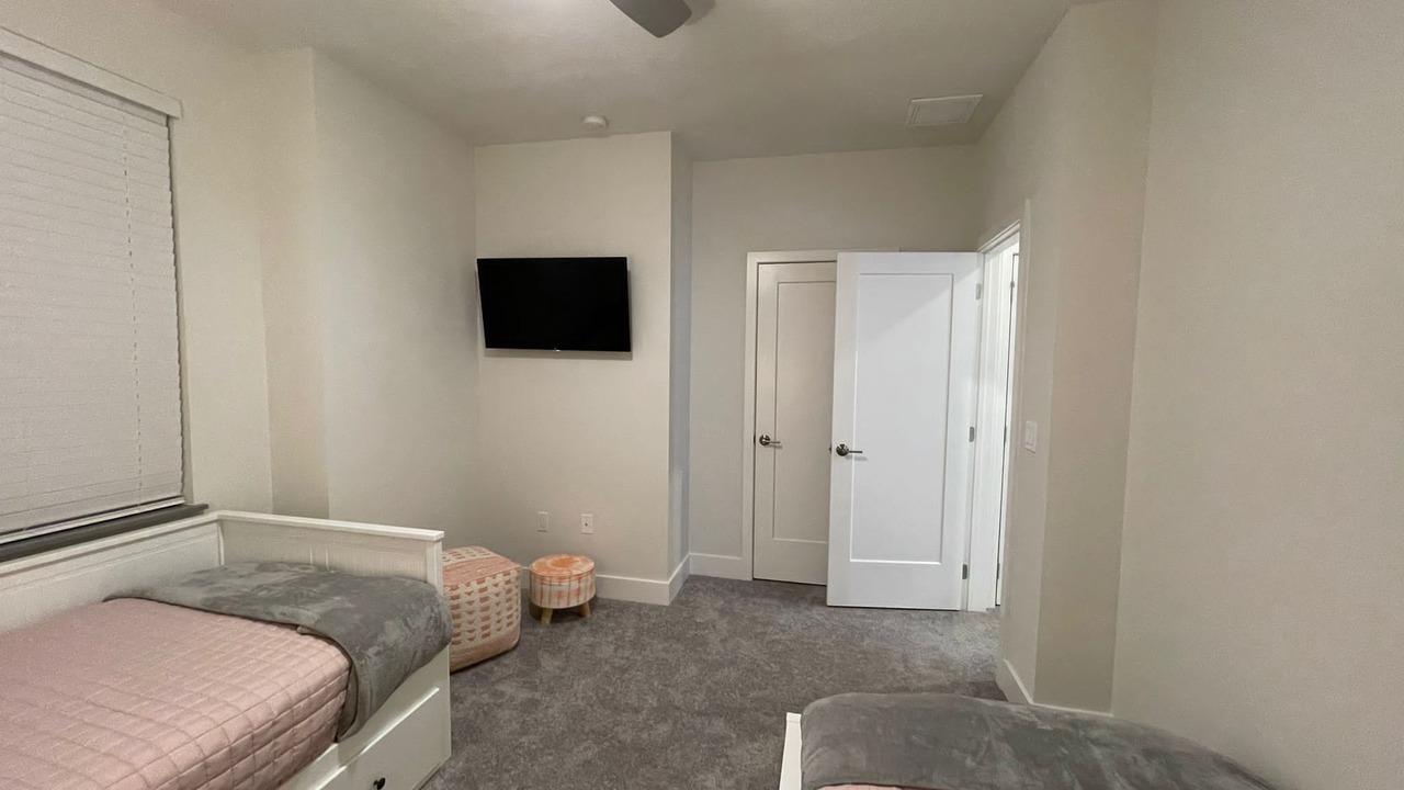 Photo of Bedroom in Silver Creek