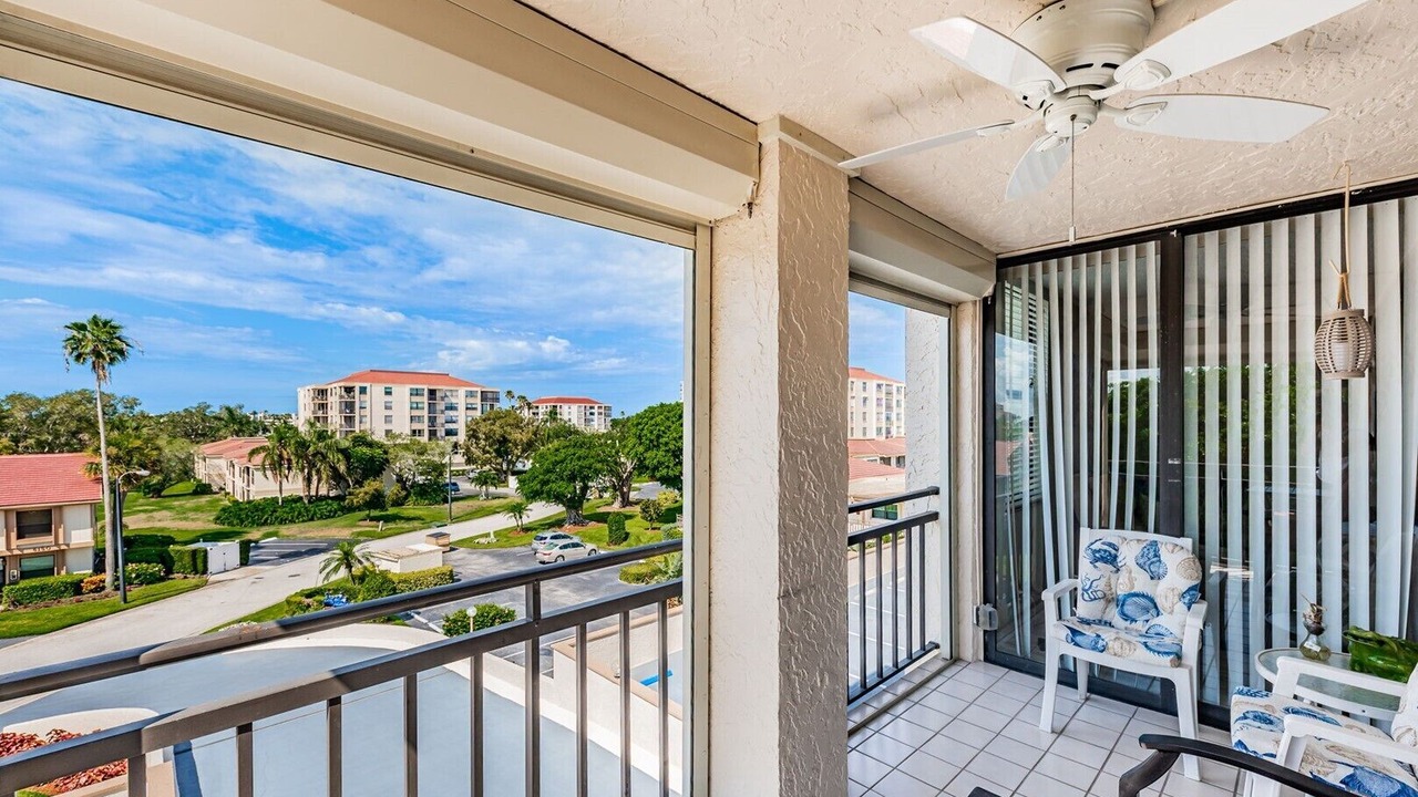Photo of Patio Balcony in Casa del Mar